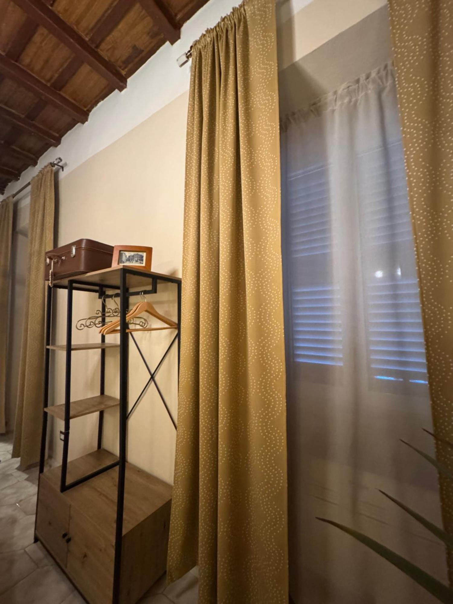 Antica Residenza Del Corso Viterbo Appartamento Vittorio Emanuele Luaran gambar